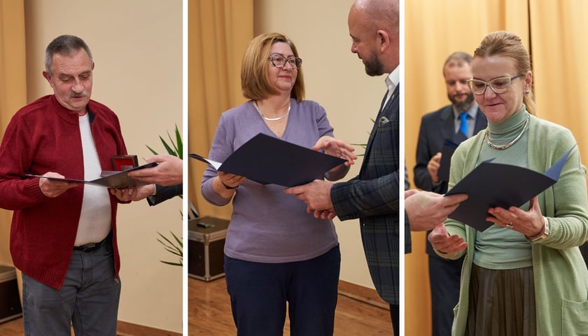 Wręczanie nagród pracownikom wrocławskiego MOPS-u.