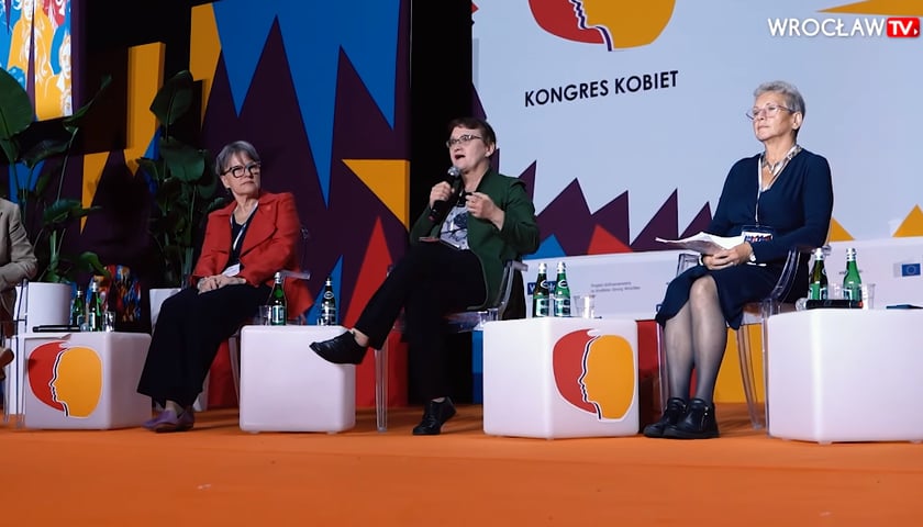 Dla nich liczą się pokój, równość, demokracja i klimat - Kongres Kobiet we Wrocławiu | Wrocław TV