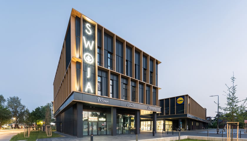 <p>Pierwsza nagroda w kategorii Budynek użyteczności publicznej oraz Grand Prix konkursy Piękny Wrocław: Centrum Handlowe Swoja Olimpia&nbsp;</p>
<p>&nbsp;</p>