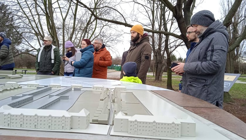 <p>Makieta historycznego Osiedla Gazownik&oacute;w&nbsp;</p>