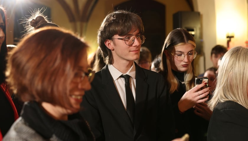 Uroczystość wręczenia wyróżnień prezydenta Wrocławia dla zaangażowanej społecznie młodzieży oraz współpracujących z nią naukowców, nauczycieli, przedstawicieli organizacji pozarządowych. Wrocław., 10 stycznia 2024
