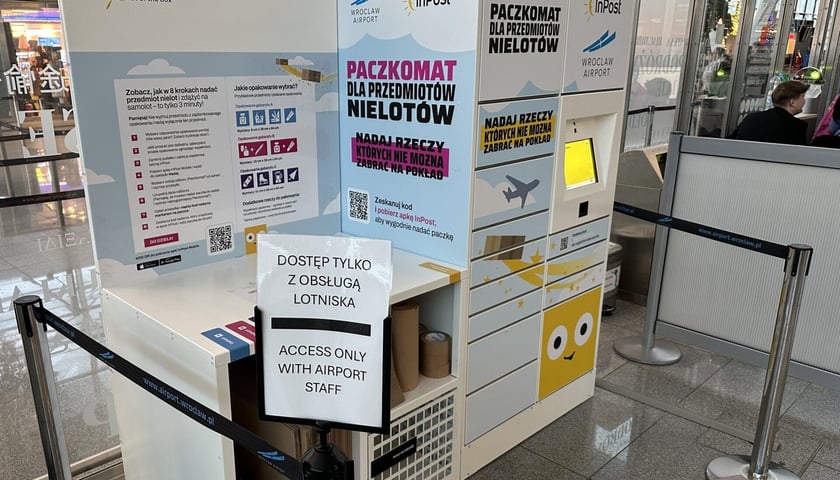 Nowy paczkomat InPost na wrocławskim lotnisku