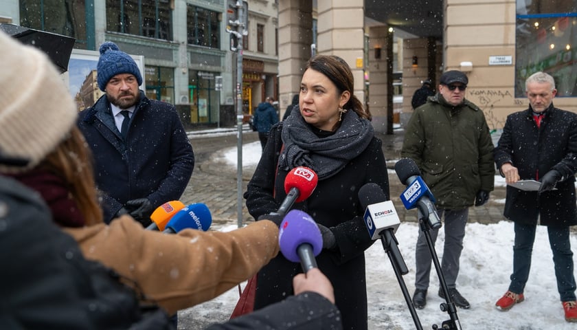 Konferencja na temat rewitalizacji ul. Ruskiej. Magdalena Zienowicz, projektantka z zespołu Budotechnika