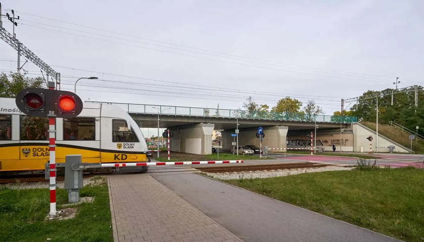 Budowa buspasa na Jagodno