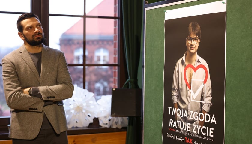 <p>Zajęcia z licealistami w auli VII LO im. K.K. Baczynskiego. Tematem spotkania w ramach kampanii społecznej &bdquo;Zgoda to dar życia. Tak, chcę być dawcą&rdquo;, jest dawstwo i transplantologia</p>