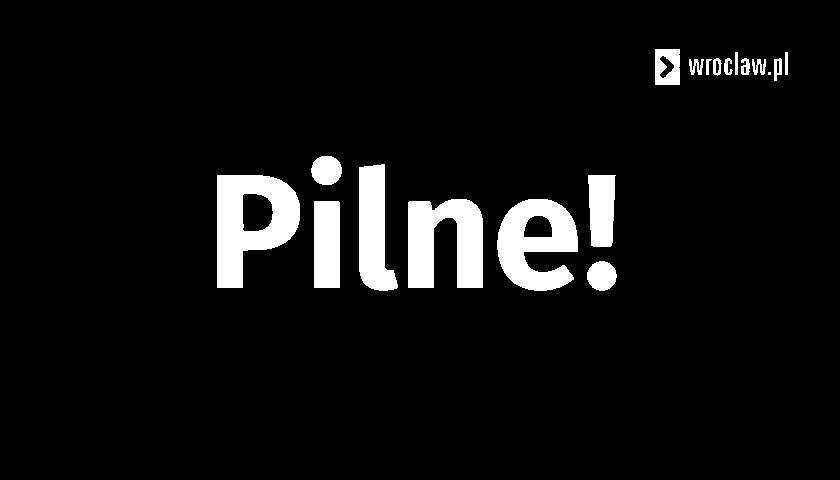 Plansza z napisem "Pilne!"