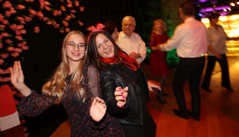 Bal z okazji Dnia Kobiet - Rock'n'rollowa Dama - lata 50. w Restauracji Letniej