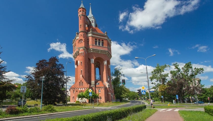 Wieża ciśnień przy ul. Wiśniowej we Wrocławiu