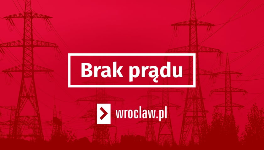 Czerwona plansza z białym napisem "brak prądu"