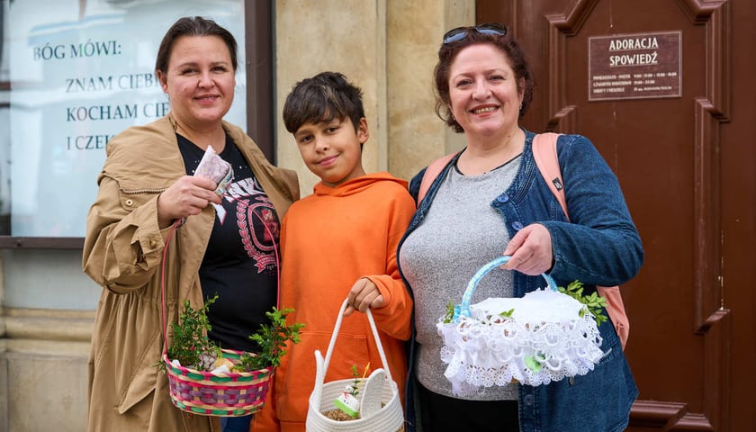 Swięcenie pokarmów w kościołach we Wrocławiu