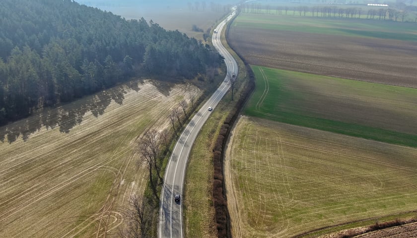 Zdjęcie z lotu ptaka drogi nr 8 Ząbkowice Śląskie - Niemcza.