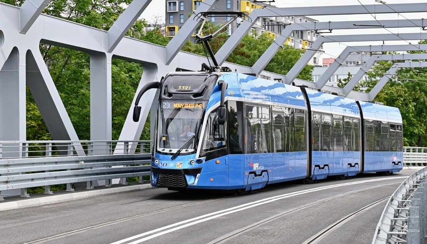 <p>Trasa autobusowo-tramwajowa (TAT) na Nowy Dw&oacute;r</p>