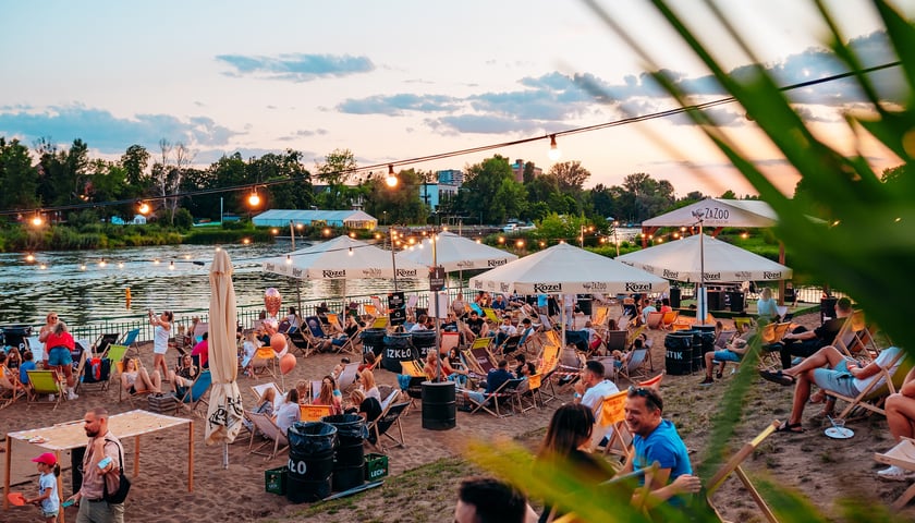 ZaZoo beach bar