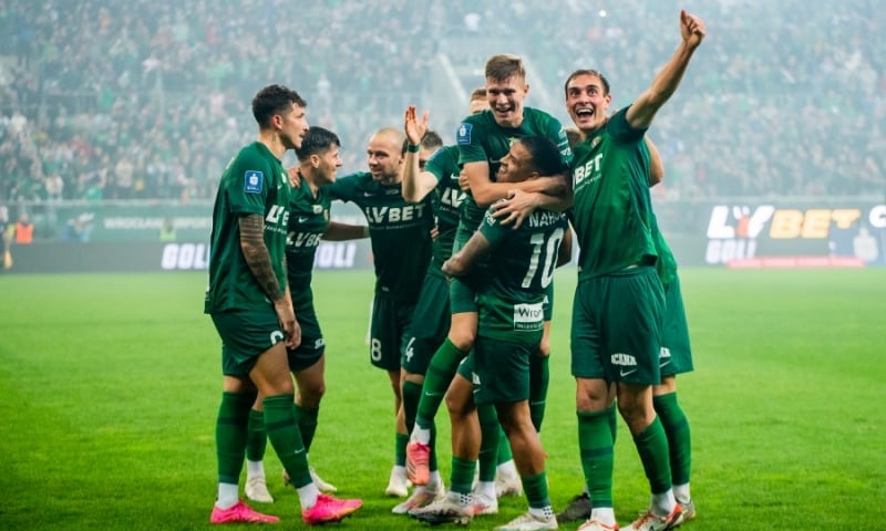 Piłkarze Śląska i Legii Warszawa podczas jesiennego meczu na Tarczyński Arena. Śląsk zwyciężył 4:0