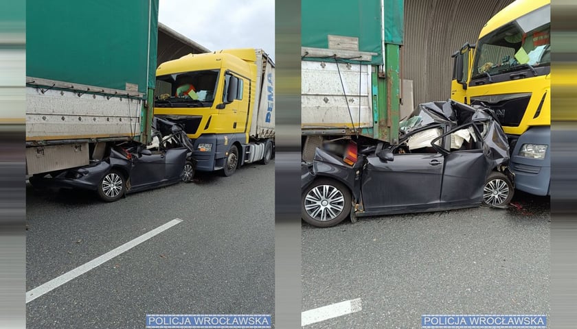 Wypadek na AOW. Na zdjęciu widać zgnieciony przez ciężarówki samochód osobowy