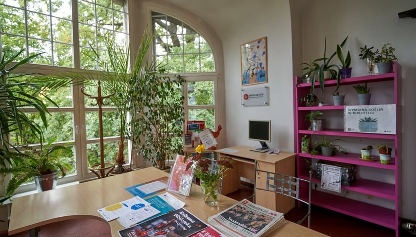 <p>Biblioteka przy ul. Jesiennej</p>