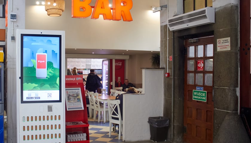 Bar Karmazyn, ul. Piaskowa 17