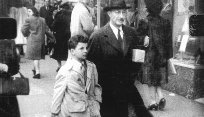 Ludwik Rajchman z wnukiem Michałem Balińskim, Nowy Jork