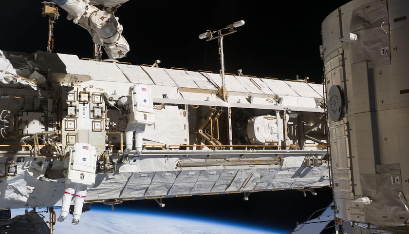 Powiększ obraz: Międzynarodowa Stacja Kosmiczna (ISS)