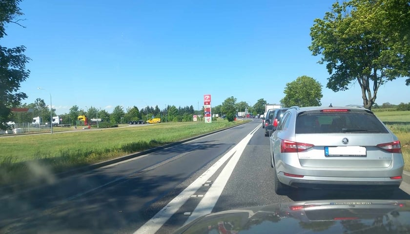 PO wypadku we Wróblowicach utworzyły się ogromne korki