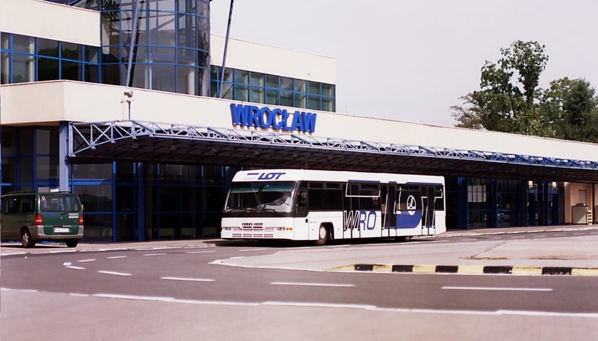 Zdjęcia archiwalne -  terminal wrocławskiego lotniskach