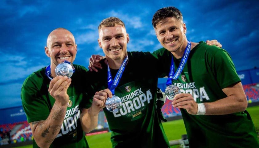 Piłkarze Śląska z medalami