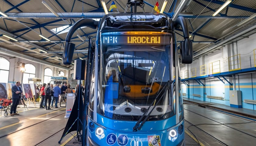 Tramwaj MPK Wrocław w Zajezdni BOREK przy Powstańców Śląskich