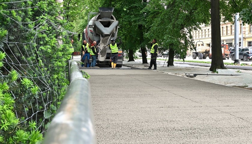 Lanie betonu jamistego, maj 2024