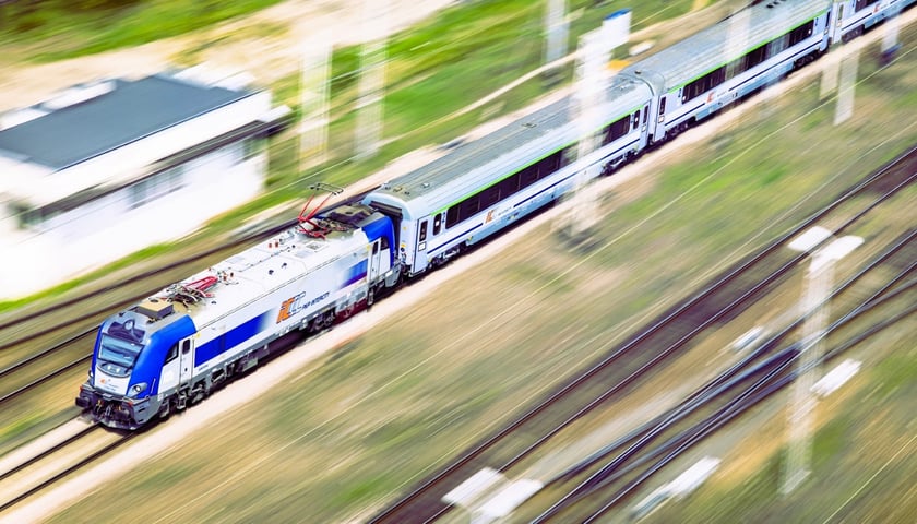 Pociąg PKP Intercity.