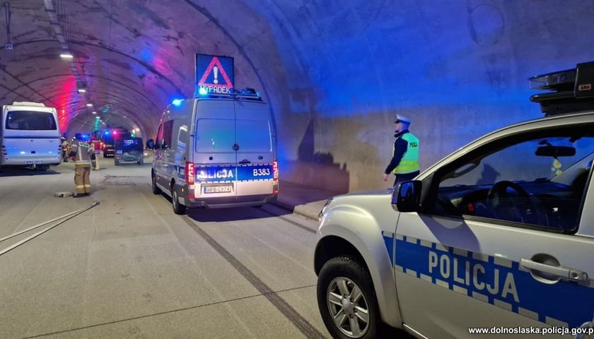 Ćwiczenia ratownicze w nowym tunelu na trasie S3