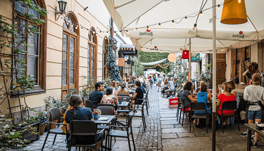 Patio przy ul. Kiełbaśniczej