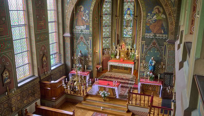 Kaplica franciszkanek w klasztorze przy Kasprowicza (widok z empory)