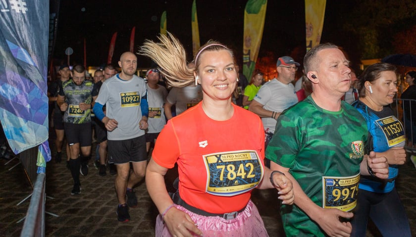 10. PKO Nocny Wrocław Półmaraton. Zdjęcia zawodników