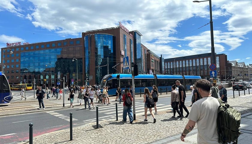 Tramwaje skierowane objazdami w stronę placu Bema