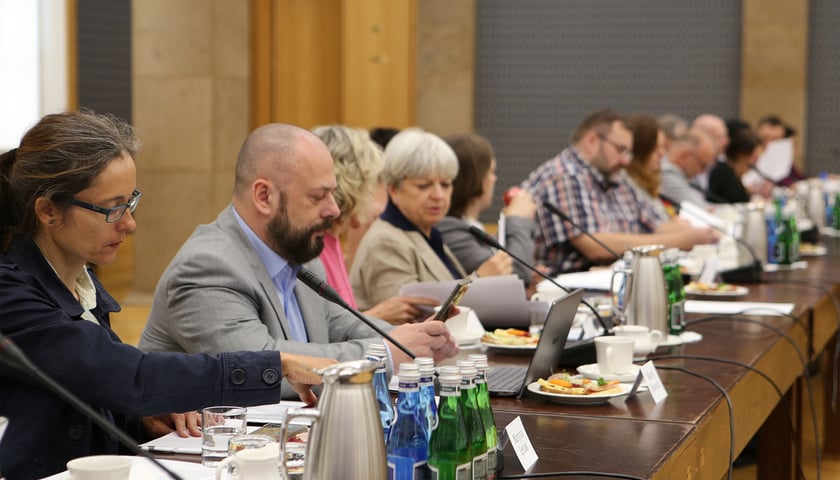 Inauguracyjne posiedzenie grupy roboczej ds. uproszczeń prawnych dla trzeciego sektora, 12.06.2024