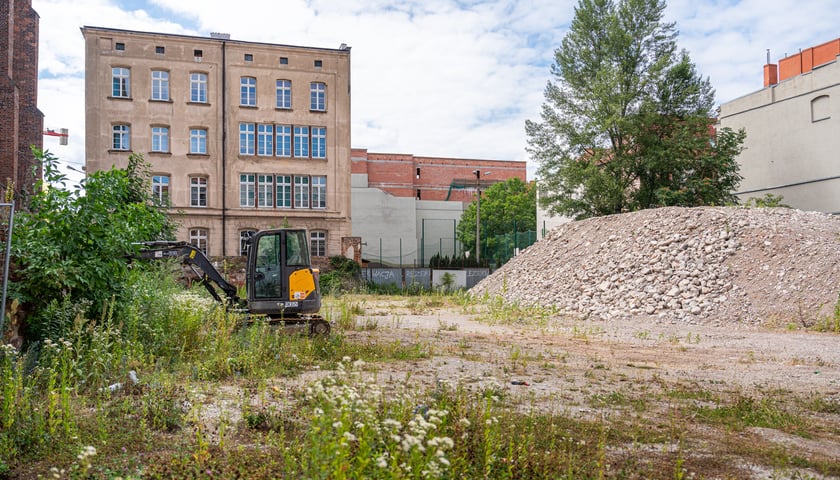 Działka, na której stał Solpol, 24 czerwca 2024