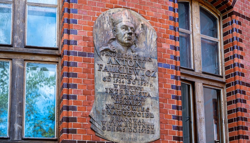 Klinika USK przy ul. Pasteura 4
