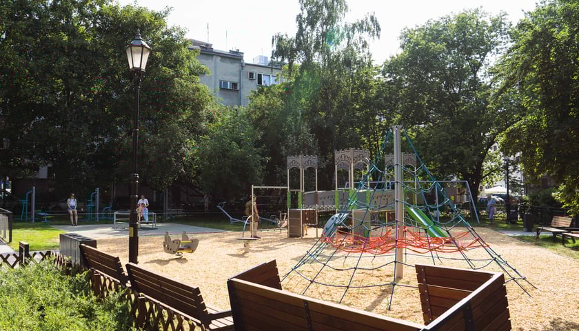 Nowy plac zabaw w centrum Wrocławia