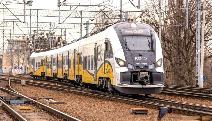 Pociąg Kolei Dolnośląskich 