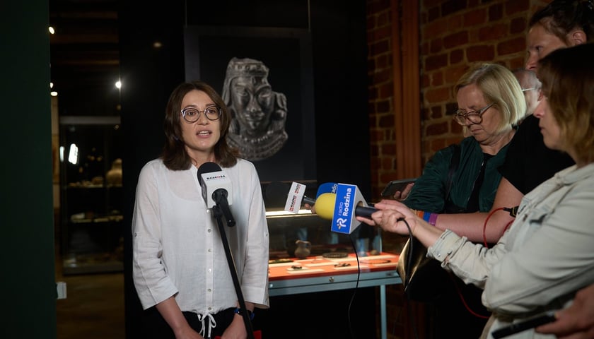 dr Agata Maciończyk z Muzeum Archeologicznego we Wrocławiu