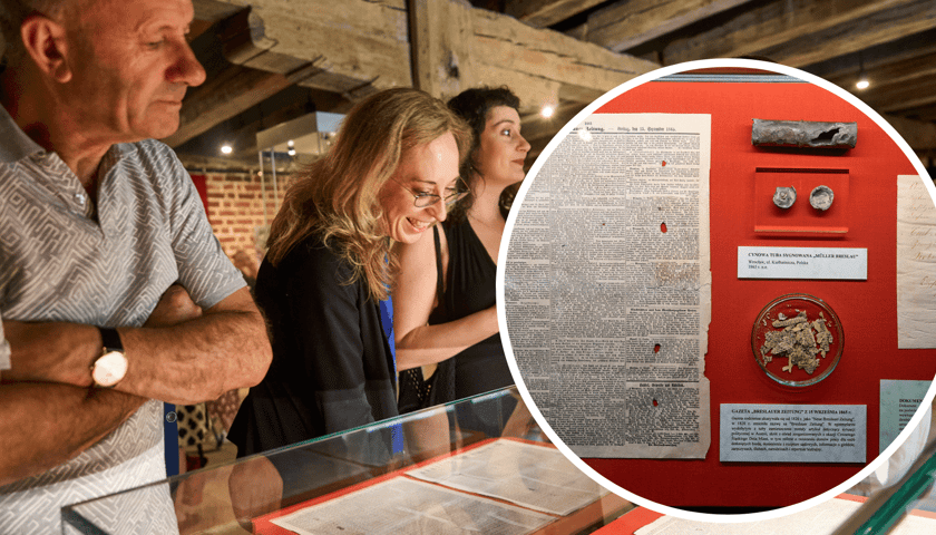 Liczącą 160 lat kapsułę czasu można zobaczyć w Muzeum Archeologicznym we Wrocławiu. Na zdjęciu kila osób  pochylających się nad gablotą, a w kółku tuba oraz zawartość kapsuły