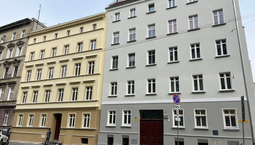 Kamienica przy ul. Komuny Paryskiej