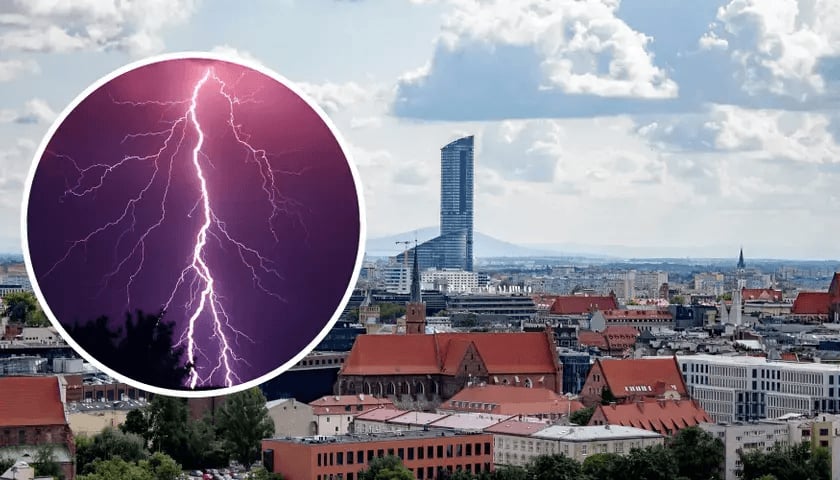 Widok na panoramę Wrocławia, na zdjęciu w kółku - pioruny