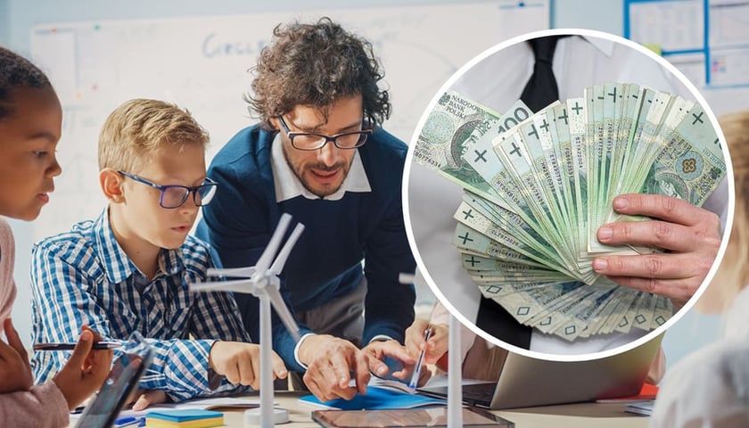 Rodzina przy stole, na zdjęciu w kółku - banknoty