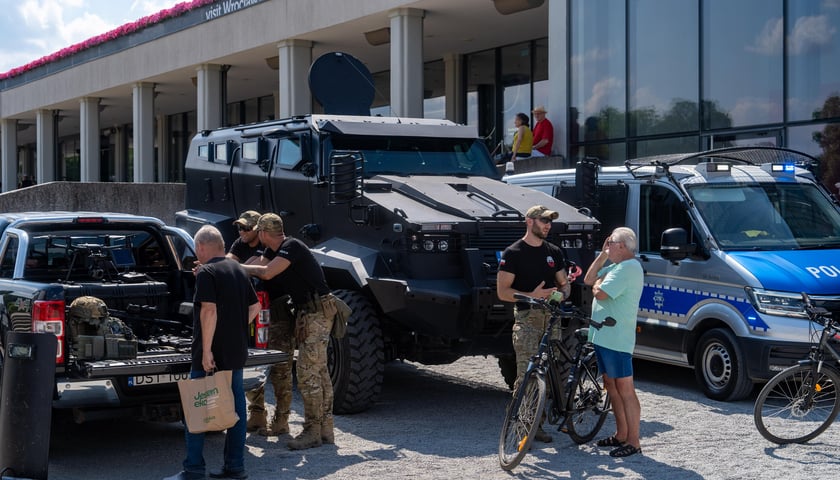 Piknik policyjny na Pergoli