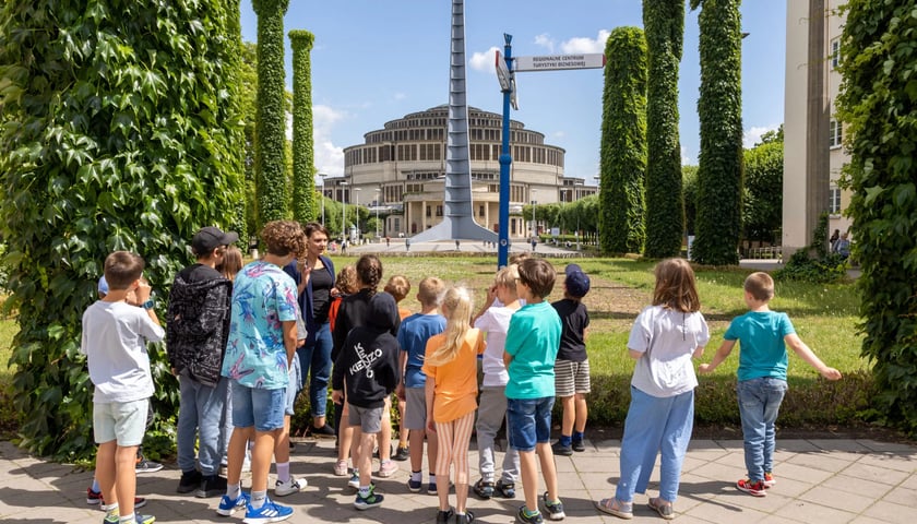 Półkolonia w Hali Stulecia