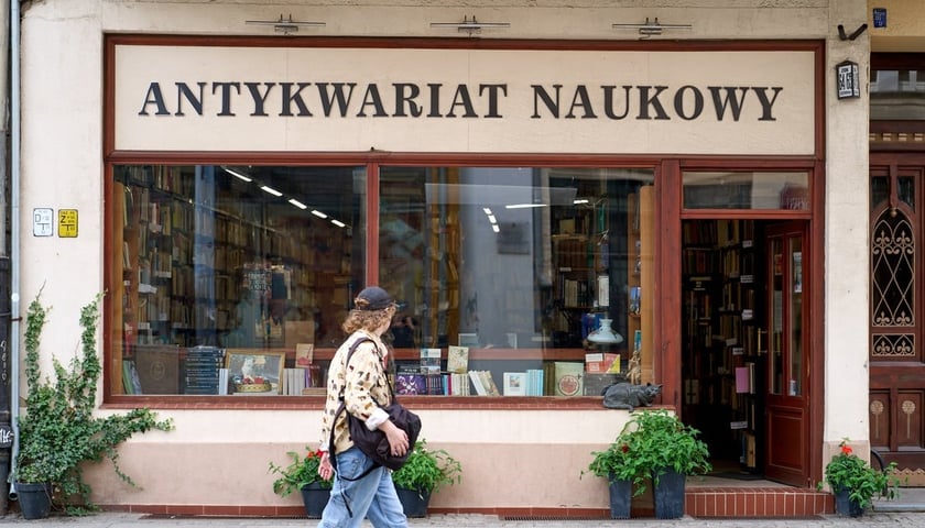Antykwariat Naukowy przy ul. Szewskiej we Wrocławiu. Sprawdź, gdzie jeszcze kupisz używane książki, podręczniki i komiksy!