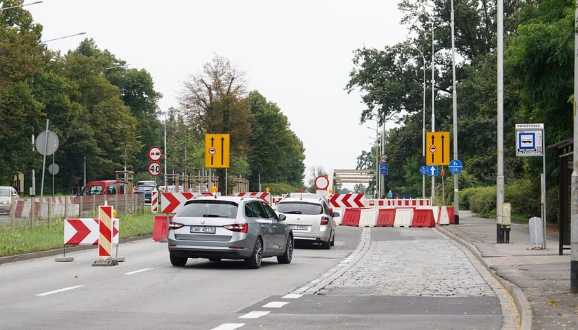 Południowy most Jagielloński zamknięty dla ruchu na czas remontu. Wdrożono zastępczą organizację ruchu. Wrocław, 4.08.2024