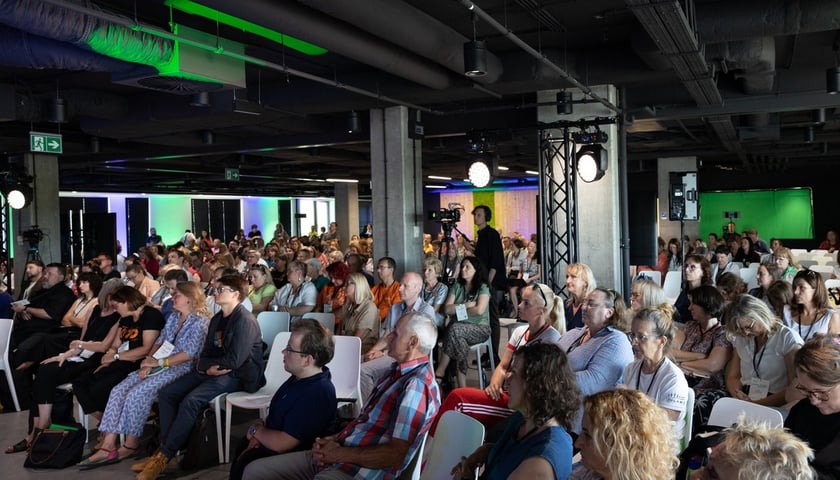 Ogólnopolskie Forum Inicjatyw Pozarządowych – OFIP – 2024. Na zdjęciu uczestnicy Forum