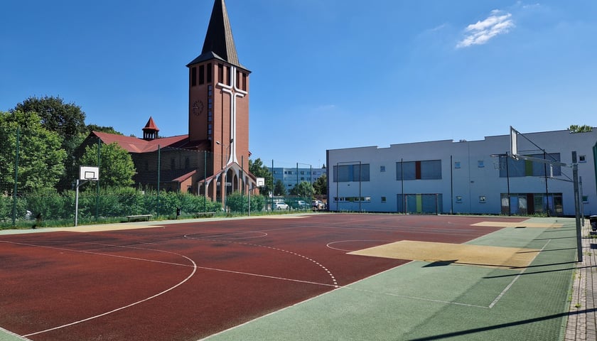 Boisko po renowacji